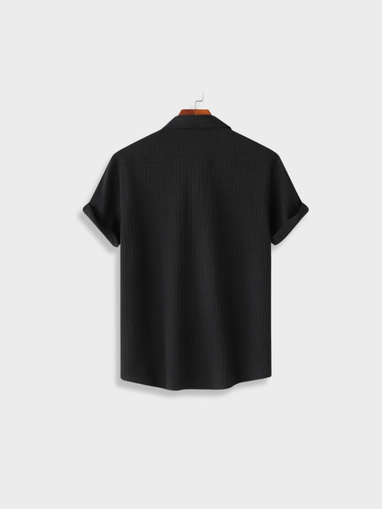 BLACK SHORT-SLEEVED BUTTON-DOWN SHIRT WITH EASY-TO-USE SIZE GUIDE