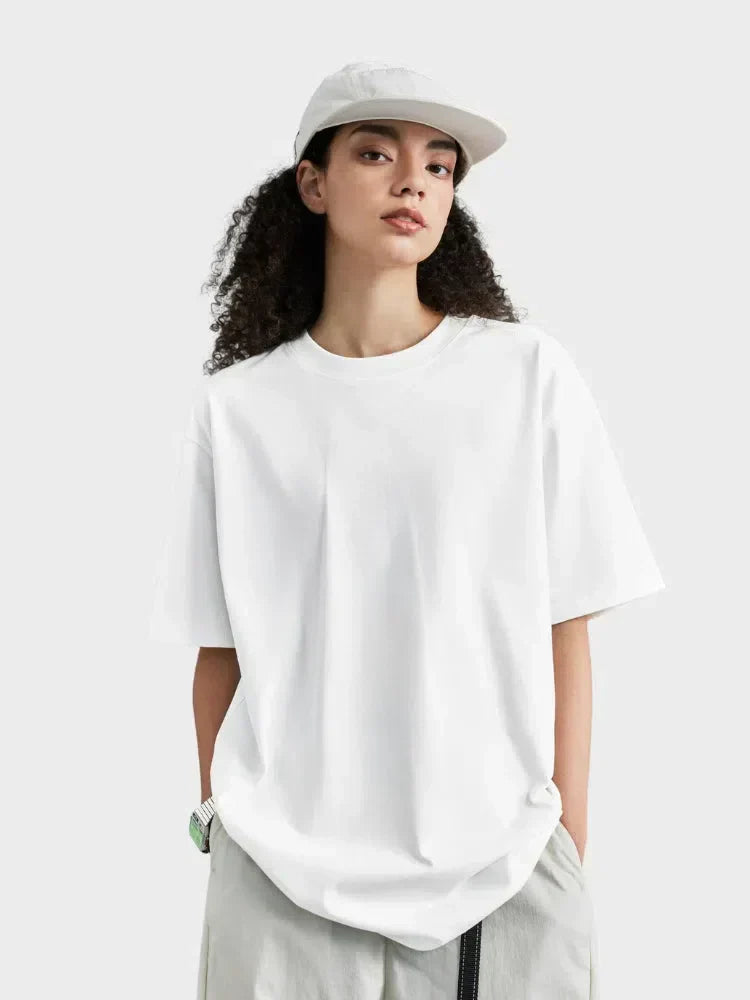 BLACK SHORT-SLEEVED T-SHIRT WITH QUICK-DRY STREETWEAR COMFORT