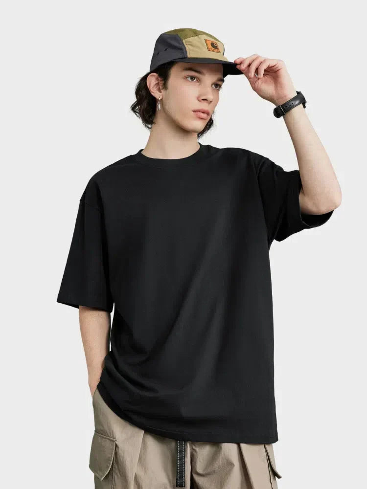 BLACK SHORT-SLEEVED T-SHIRT WITH QUICK-DRY STREETWEAR COMFORT