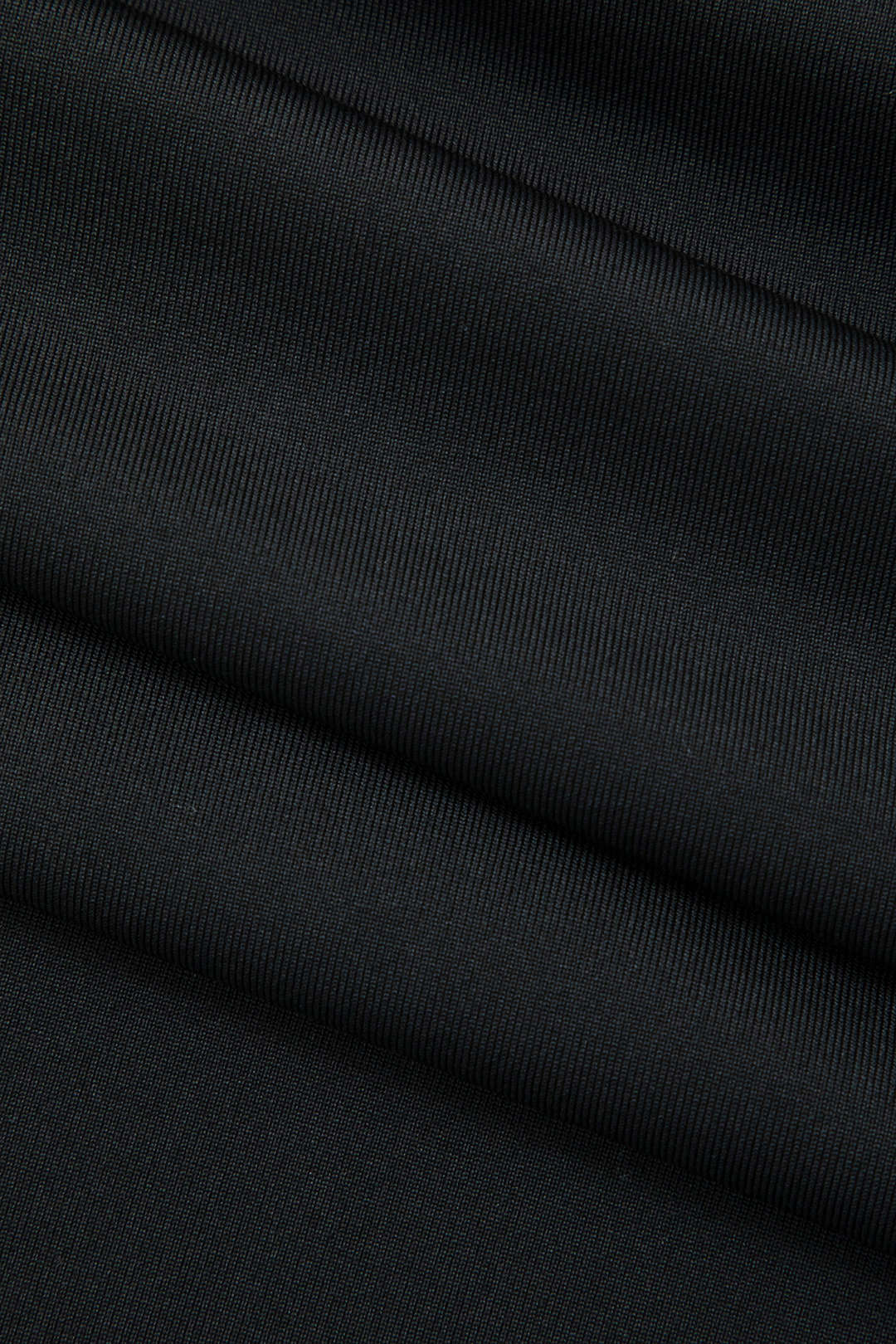 BLACK STRAPLESS MIDI DRESS WITH RUFFLES FOR WARM WEATHER AND SPECIAL OCCASIONS