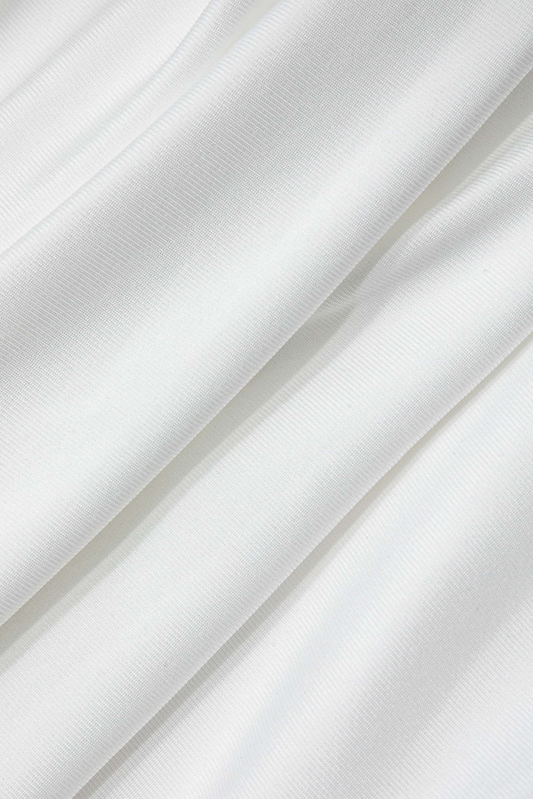 BLACK STRAPLESS MIDI DRESS WITH RUFFLES FOR WARM WEATHER AND SPECIAL OCCASIONS