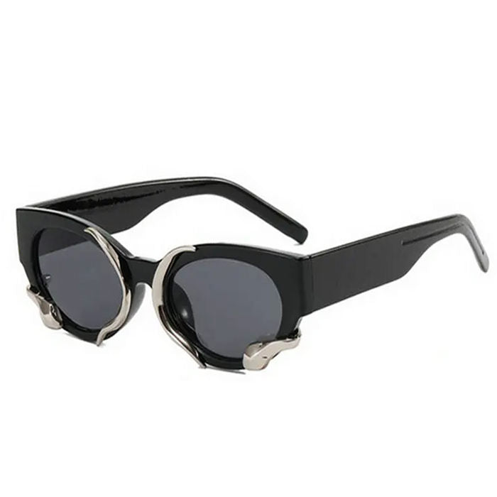 BLACK SUNGLASSES WITH SILVER ACCENTS FOR MEN AND WOMEN