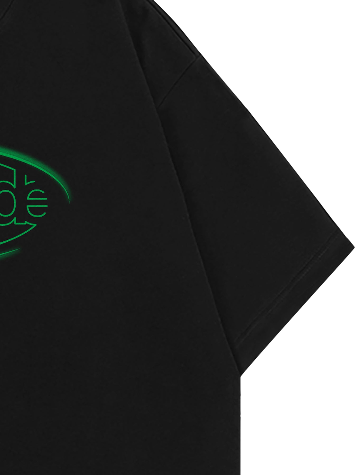 BLACK T-SHIRT GREEN OVAL