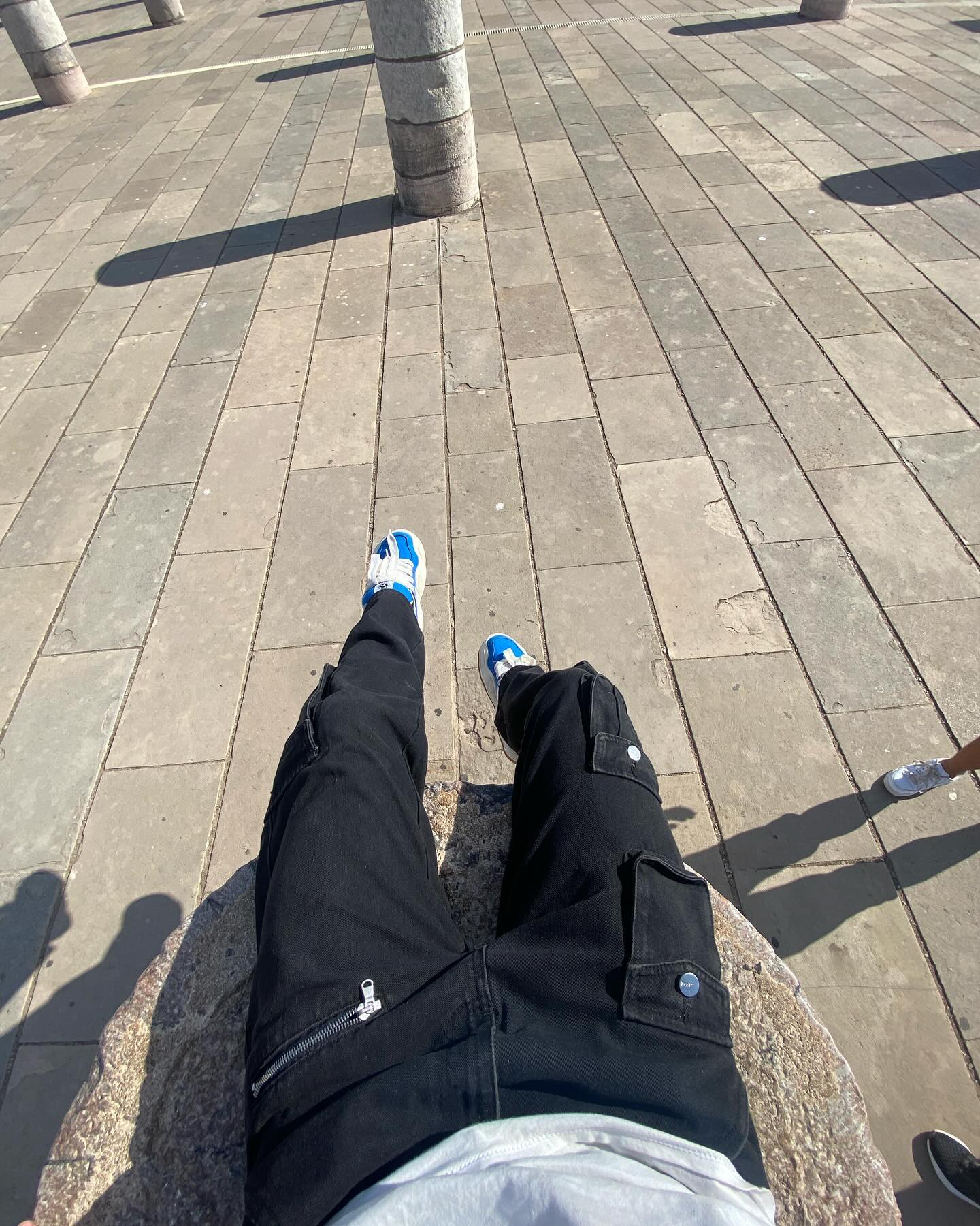 BROWN CARGO PANTS WITH POCKETS MID WAIST CASUAL STRAIGHT LEG DESIGN