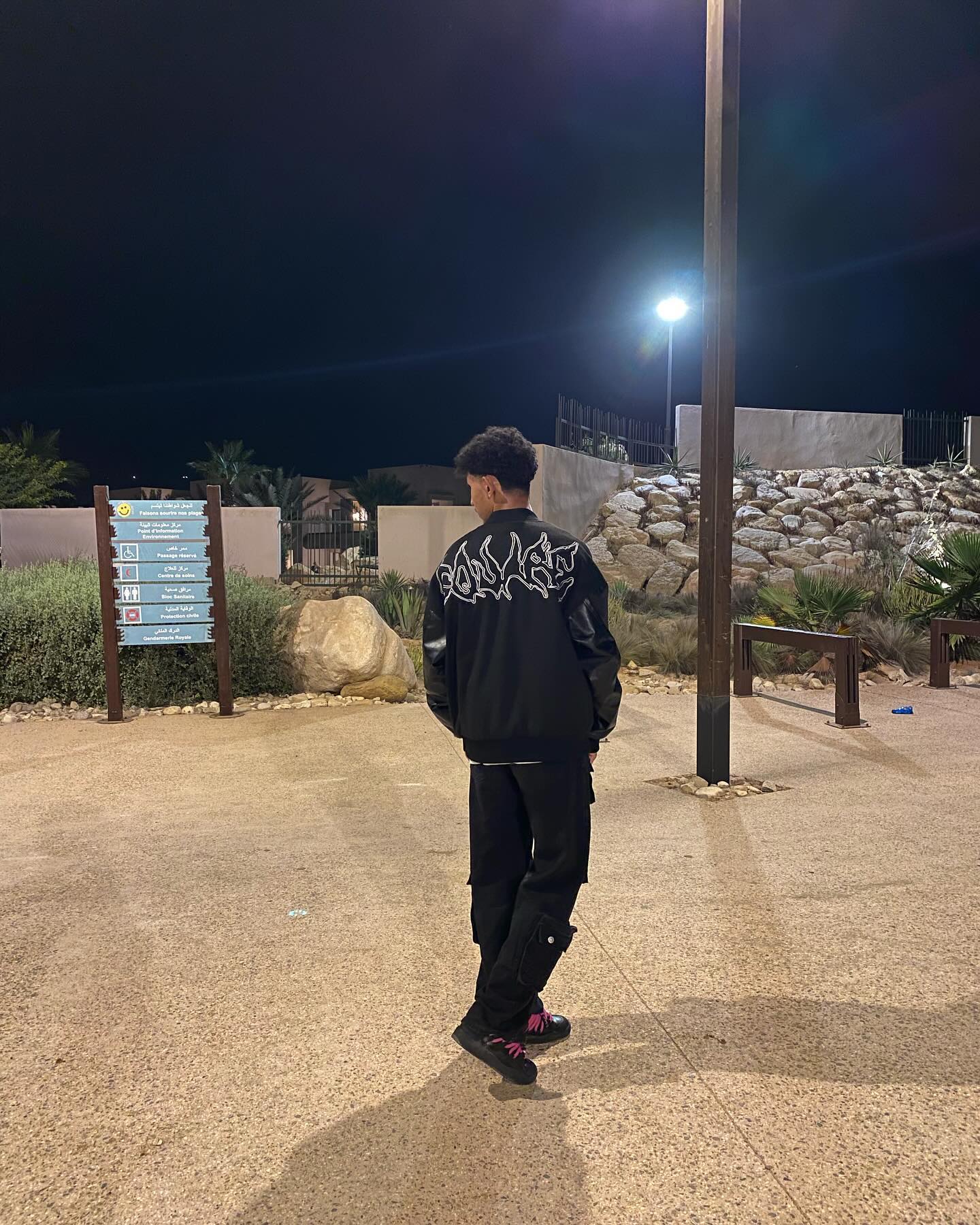 BROWN CARGO PANTS WITH POCKETS MID WAIST CASUAL STRAIGHT LEG DESIGN