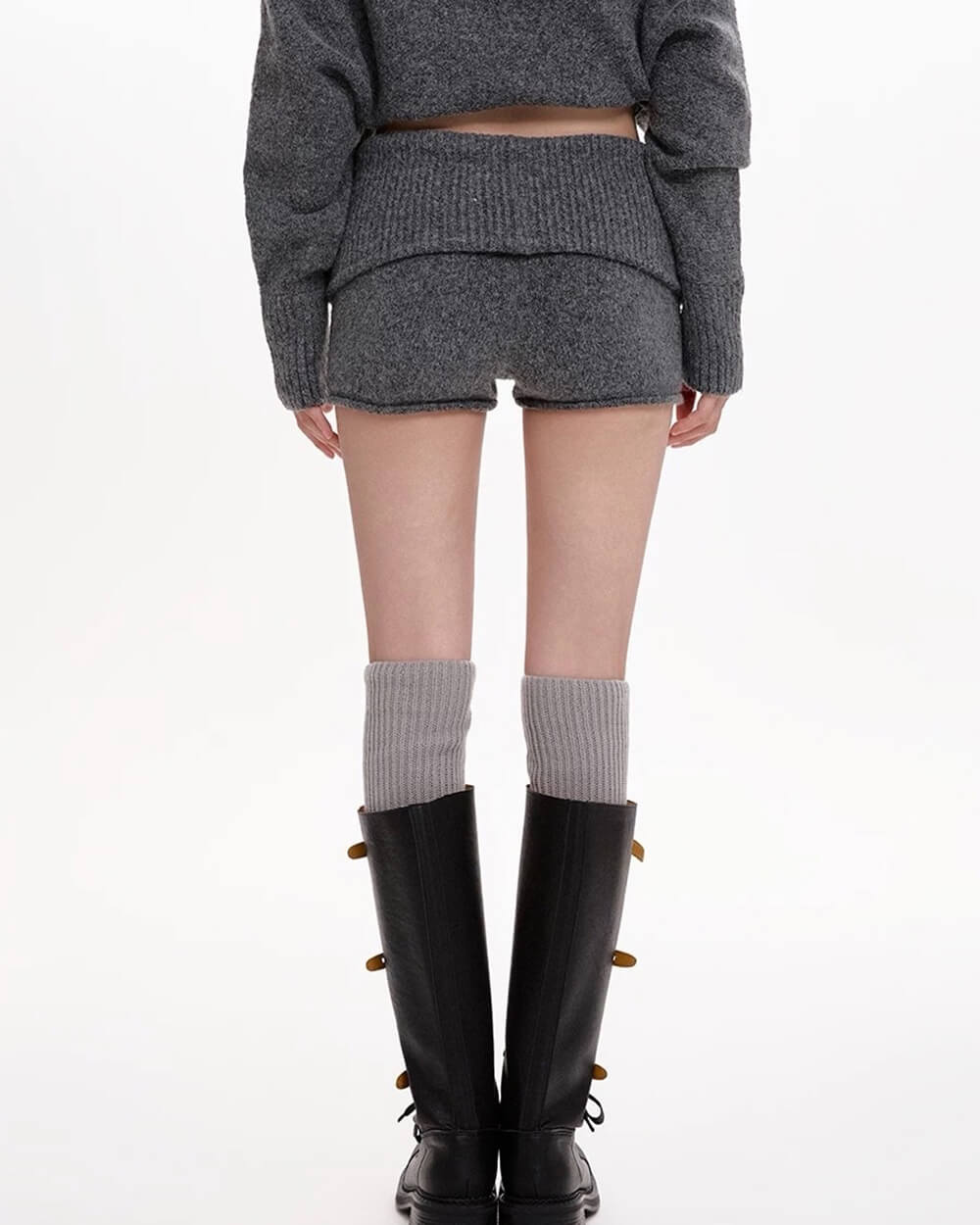 BROWN COZY KNIT SHORTS HIGH-WAISTED KNITTED SHORTS