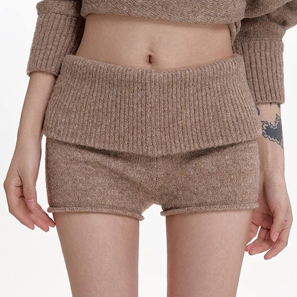 BROWN COZY KNIT SHORTS HIGH-WAISTED KNITTED SHORTS