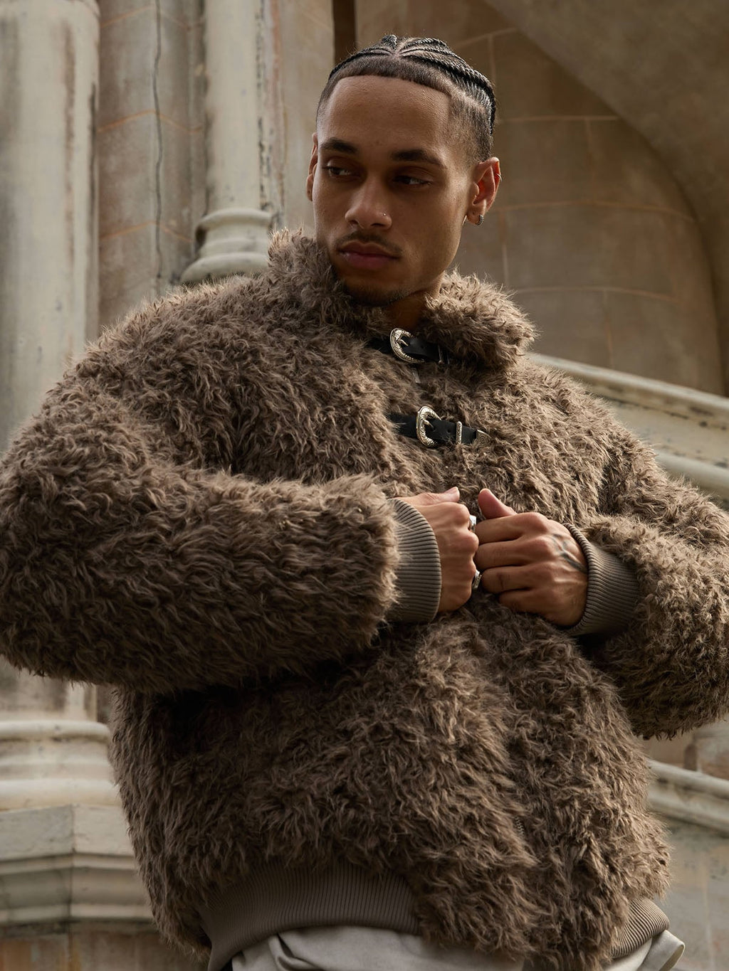 BROWN FAUX FUR JACKET WITH LONG SLEEVE AND STAND COLLAR LOOSE FIT