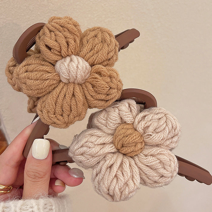 BROWN HAIR CLAW CLIP WITH YARN FLOWER FOR CROCHET HAIR AND FLOWER CROCHET