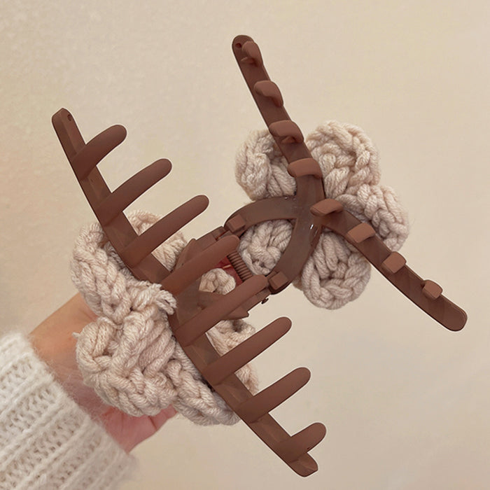 BROWN HAIR CLAW CLIP WITH YARN FLOWER FOR CROCHET HAIR AND FLOWER CROCHET