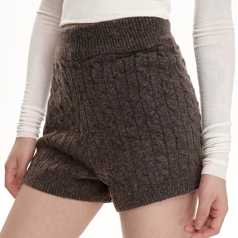 BROWN KNITTED SHORTS HIGH-WAISTED KNIT