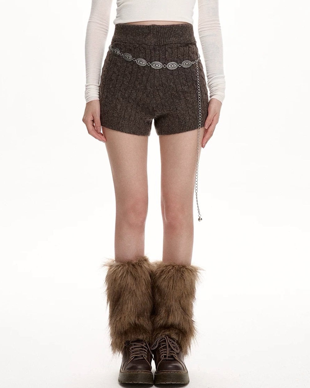 BROWN KNITTED SHORTS HIGH-WAISTED KNIT