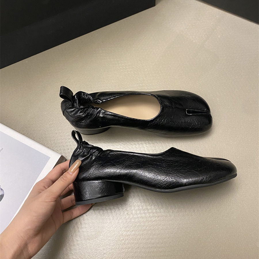 BROWN LEATHER SPLIT TOE TABI FLATS FOR WOMEN
