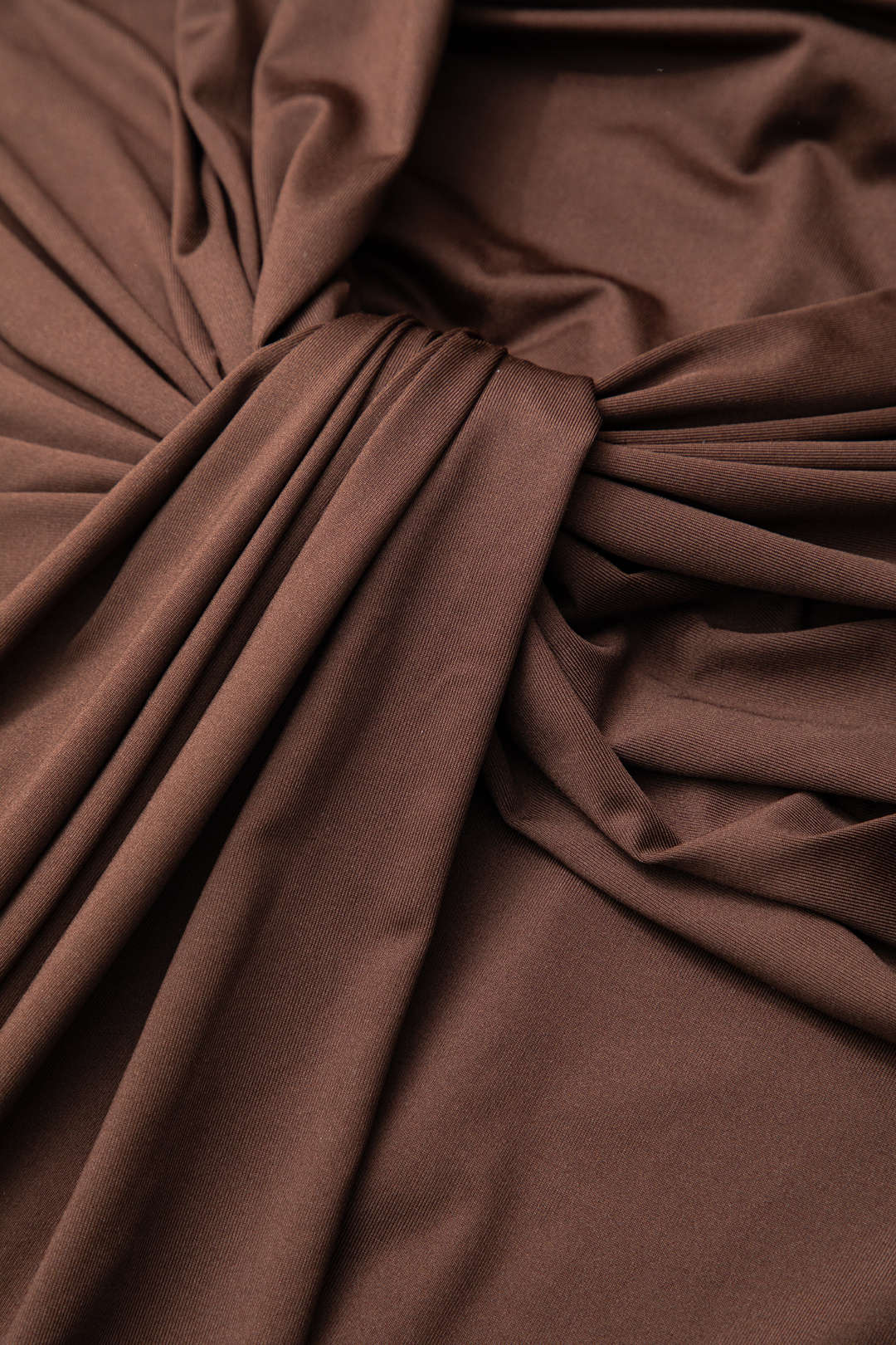 BROWN LONG-SLEEVED TURTLENECK DRESS WITH KNOTTED WAIST - CASUAL DRESS