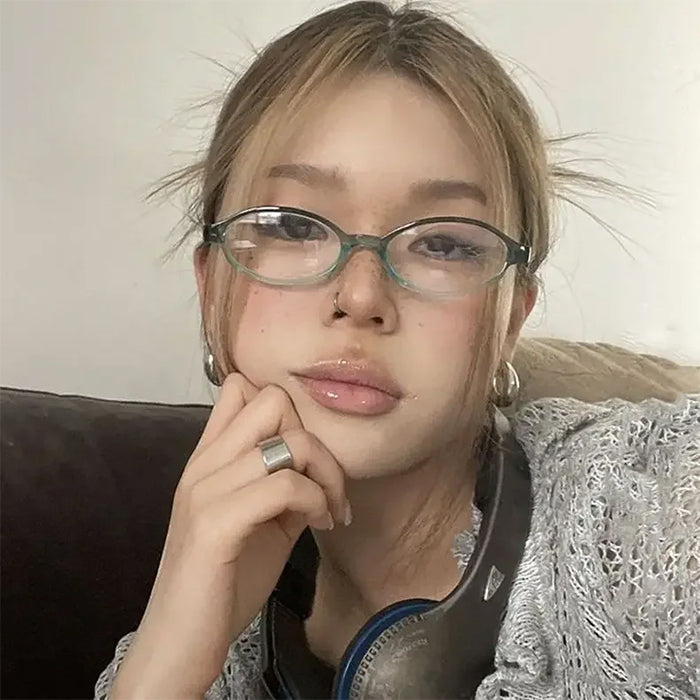 BROWN OVAL EYEGLASSES WITH Y2K AESTHETIC OVAL DESIGN