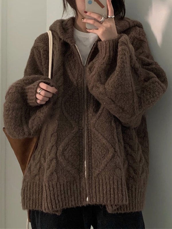 BROWN OVERSIZED HOODED CARDIGAN - COMFORTABLE CABLE-KNIT DESIGN