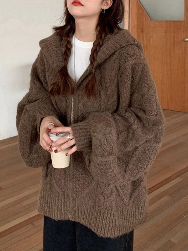 BROWN OVERSIZED HOODED CARDIGAN - COMFORTABLE CABLE-KNIT DESIGN