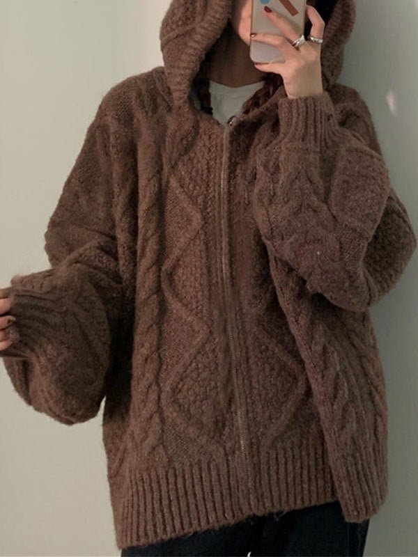 BROWN OVERSIZED HOODED CARDIGAN - COMFORTABLE CABLE-KNIT DESIGN
