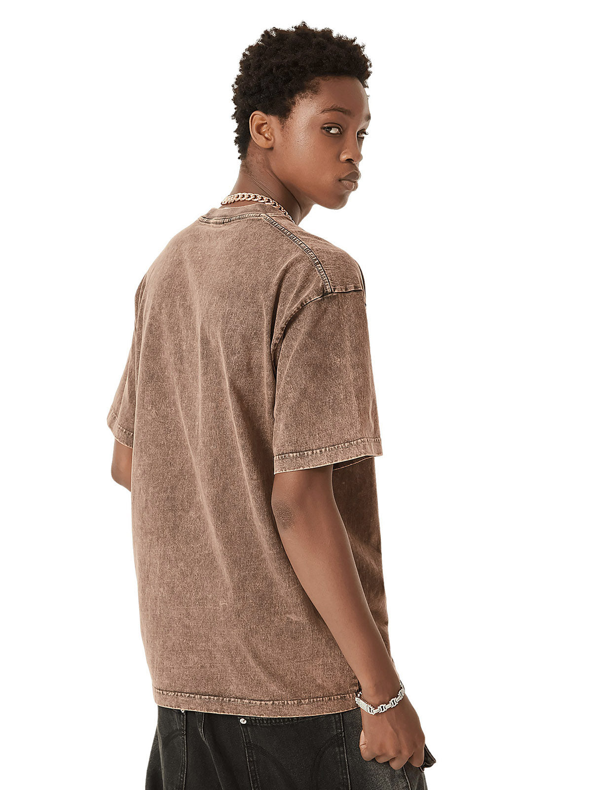 BROWN SHORT SLEEVE ROUND COLLAR T-SHIRT WITH BUNNY GRAPHIC