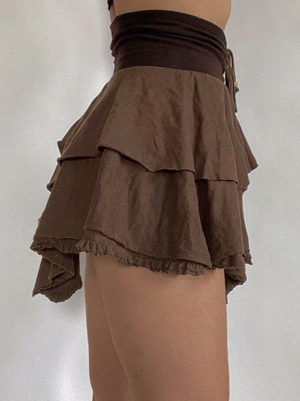 BROWN TIERED MINI SKIRT WITH VINTAGE LACE FOR A FEMININE TOUCH