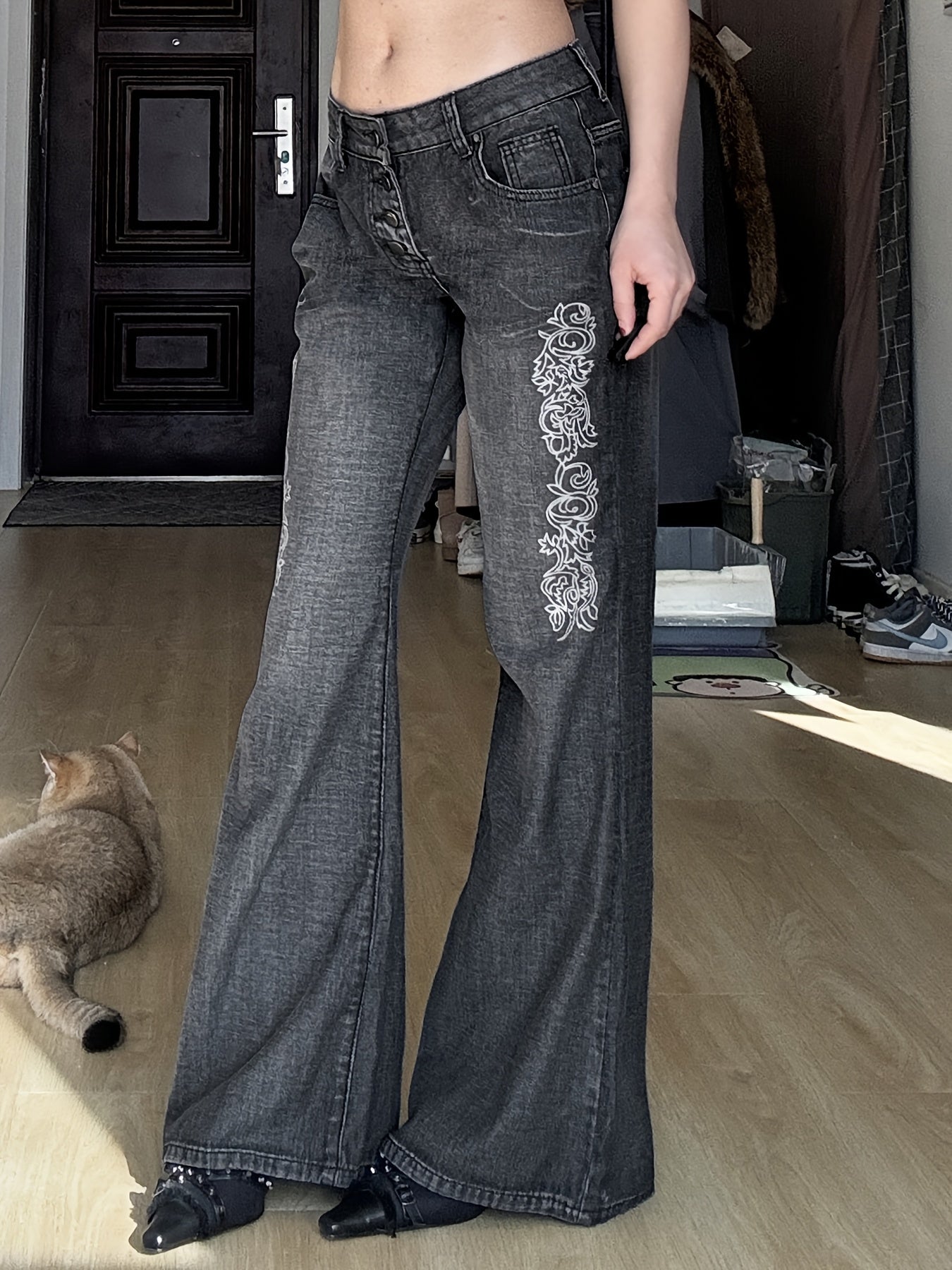 Printed Washed Distressed Flared Jeans