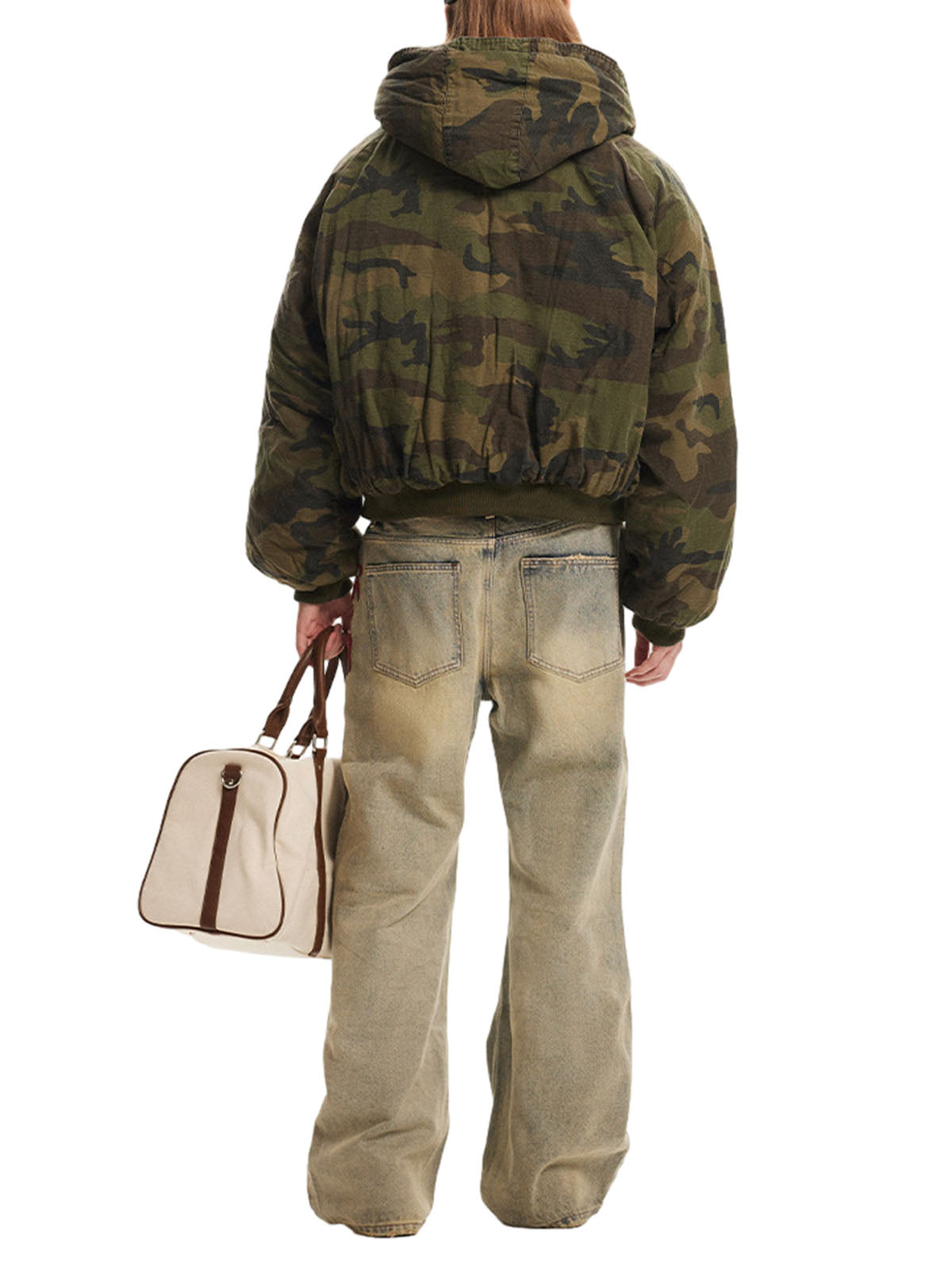CAMOUFLAGE HOODED BOMBER JACKET WITH LONG SLEEVE DESIGN