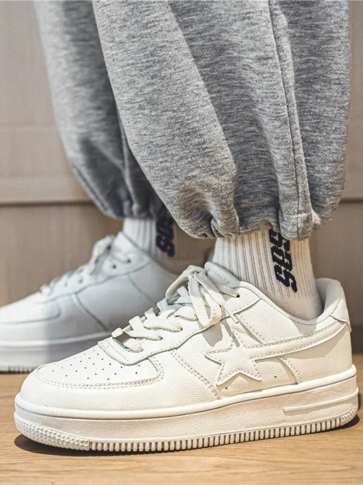 CASUAL DUNK SNEAKERS WHITE STAR-BRANDED FOR EVERYDAY WEAR