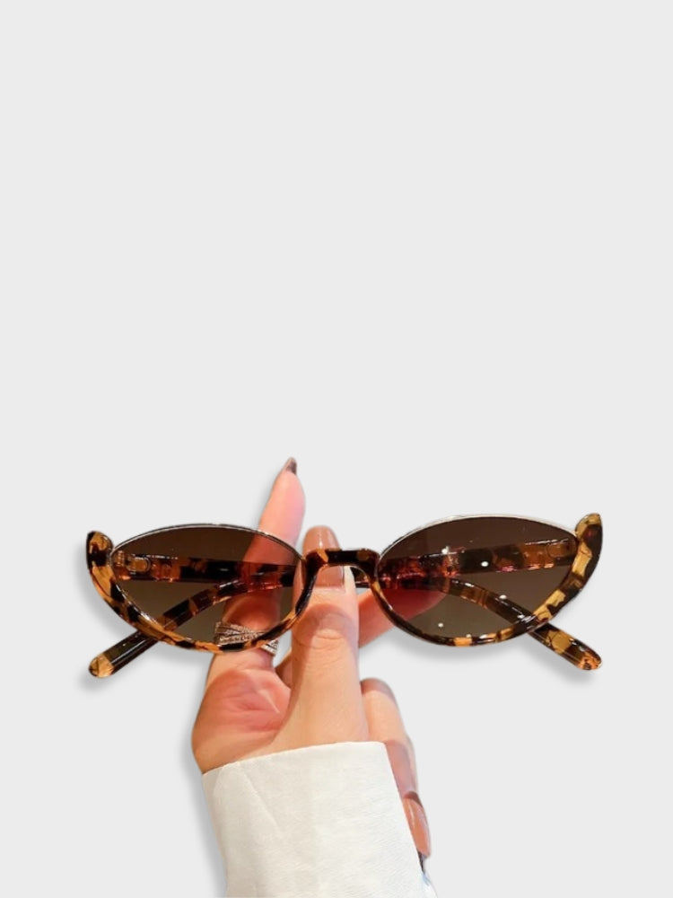 CAT-EYE SUNGLASSES CREAM FRAMES LUXURY QUAY SUNGLASSES
