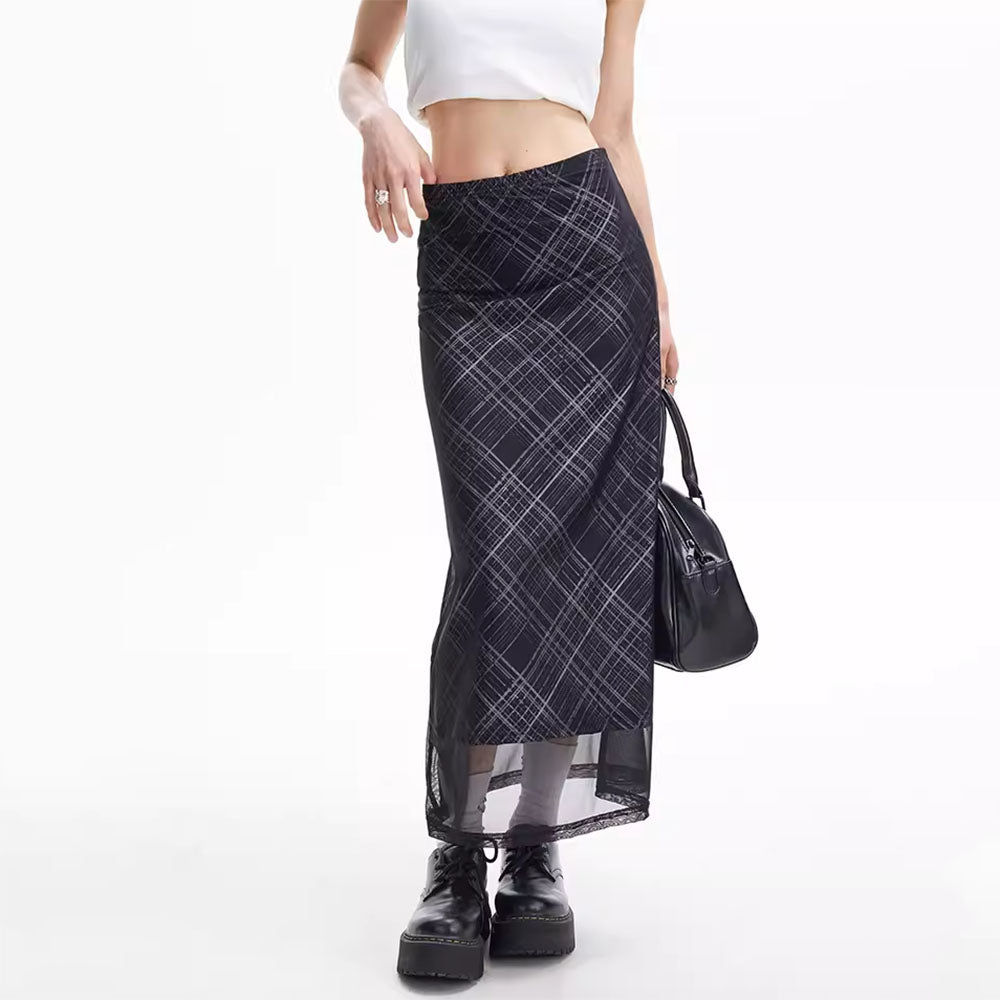 CONVERSATION PLAID MAXI SKIRT PLAID MAXI SKIRT