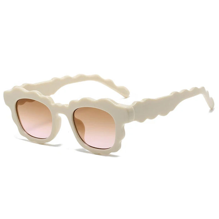 CREAM-COLORED WAVY FRAME SUNGLASSES WITH GRADIENT LENSES