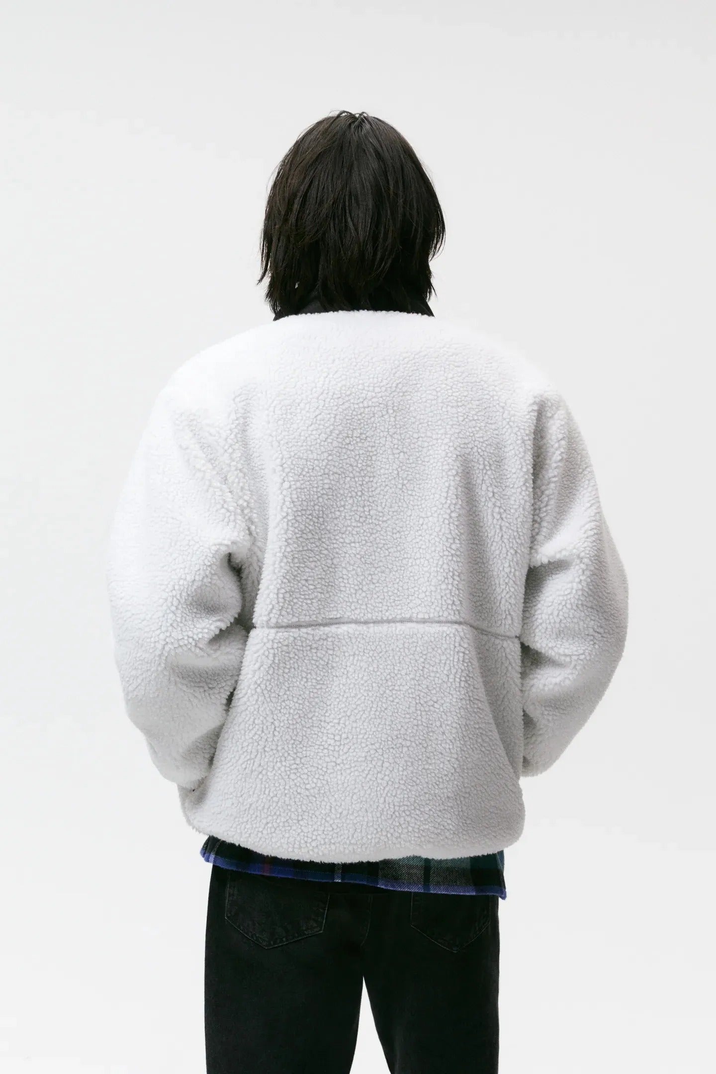 CREAM FLEECE JACKET WITH LIGHTWEIGHT ADJUSTABLE FIT