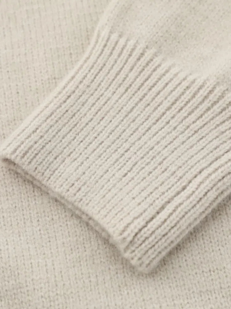 CREAM KNIT SWEATER WITH GOTHIC LETTERING - MENS SIZING RECOMMENDATION