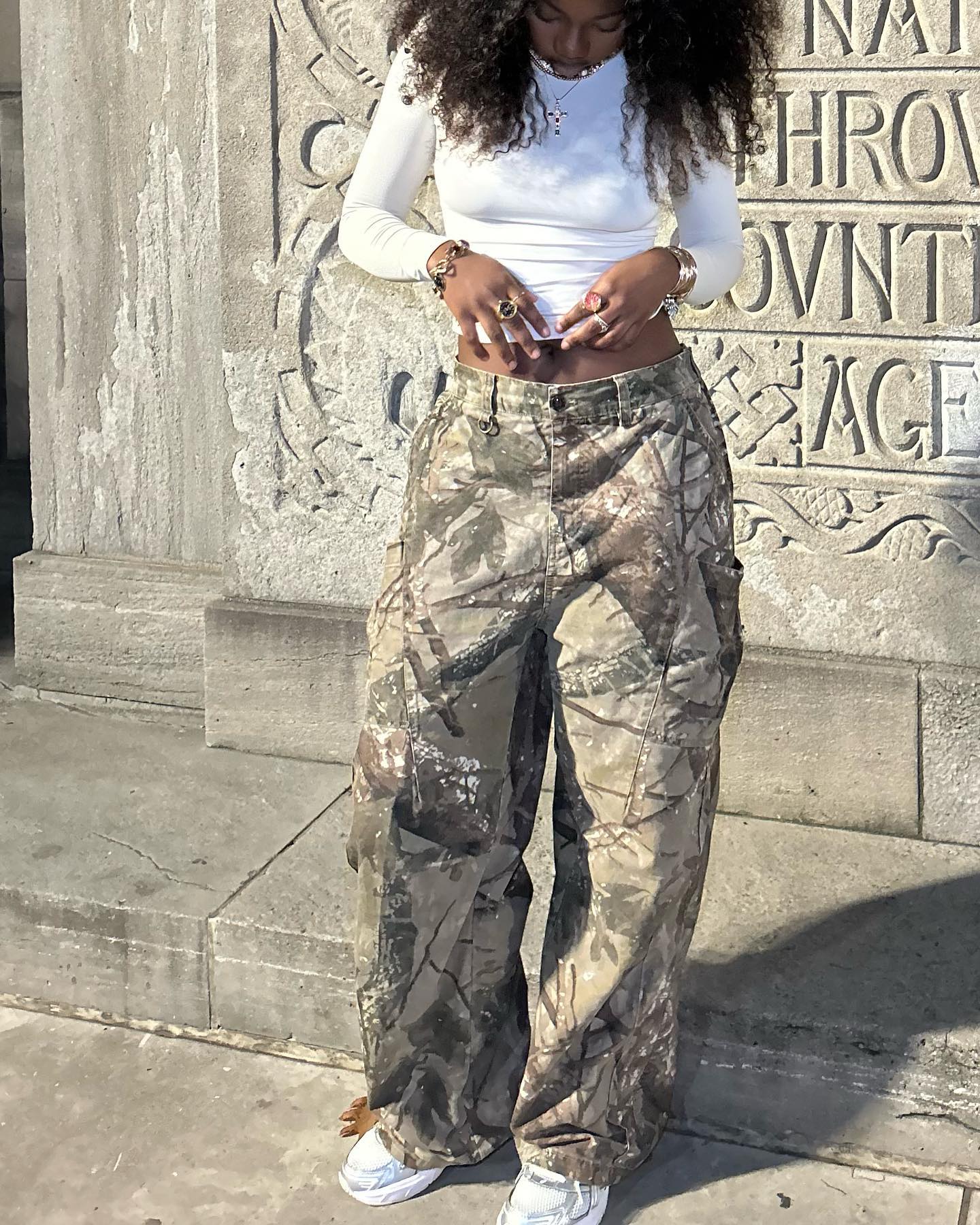 CROPPED CAMOUFLAGE PANTS PRINTED STRAIGHT LEG DESIGN