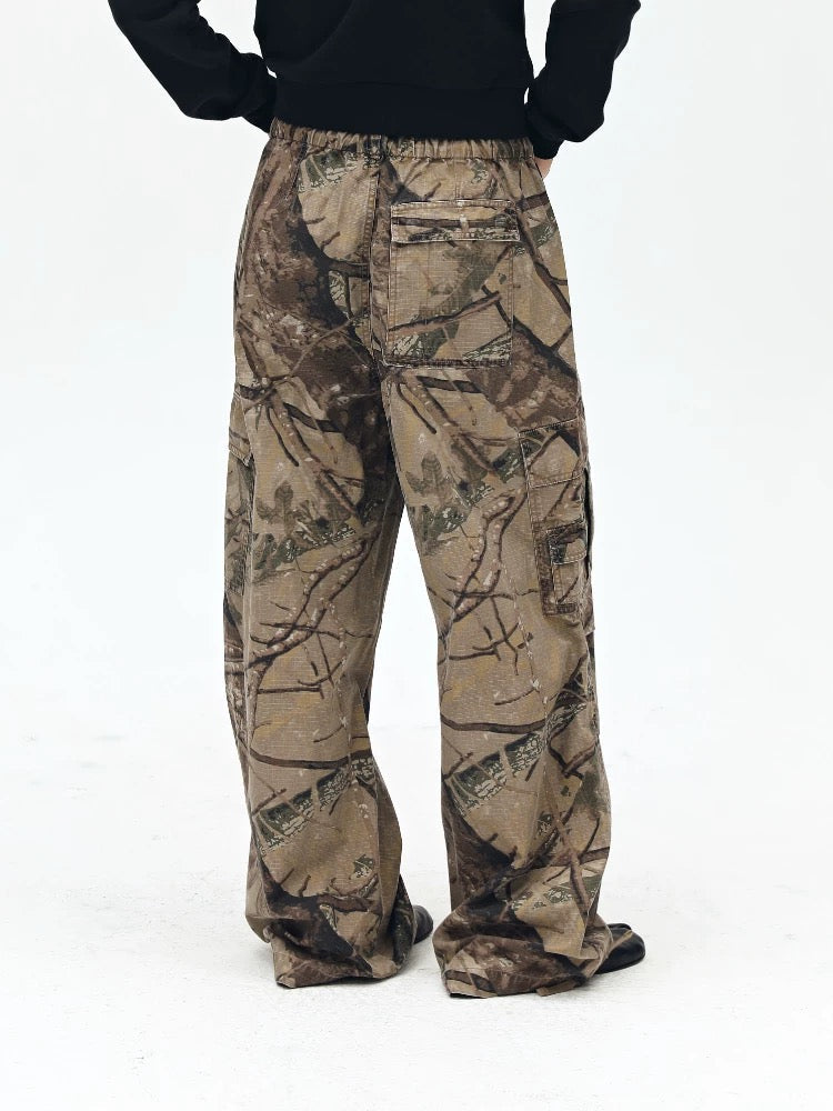 CROPPED CAMOUFLAGE PANTS PRINTED STRAIGHT LEG DESIGN