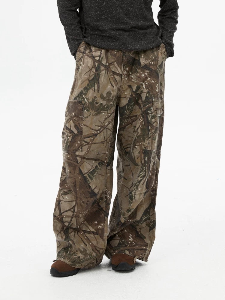 CROPPED CAMOUFLAGE PANTS PRINTED STRAIGHT LEG DESIGN