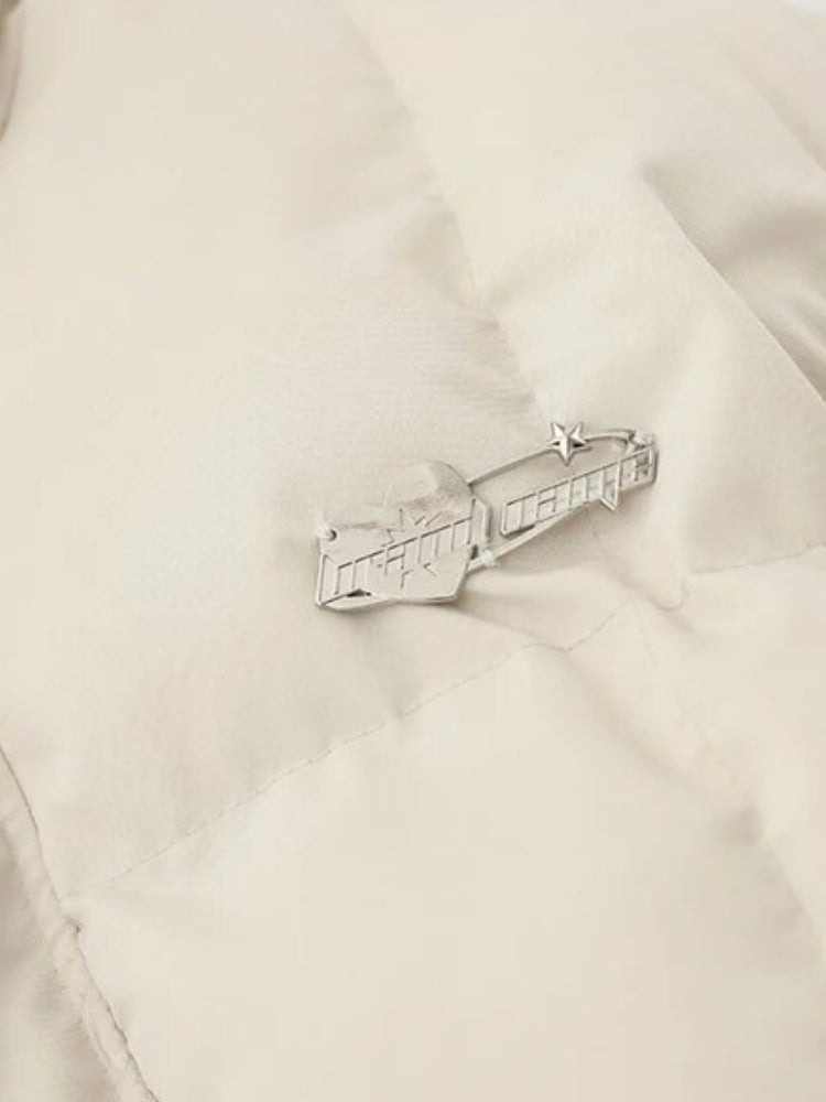 BLACK PUFFER JACKET WITH WHITE ACCENTS FOR COLD WEATHER WEAR