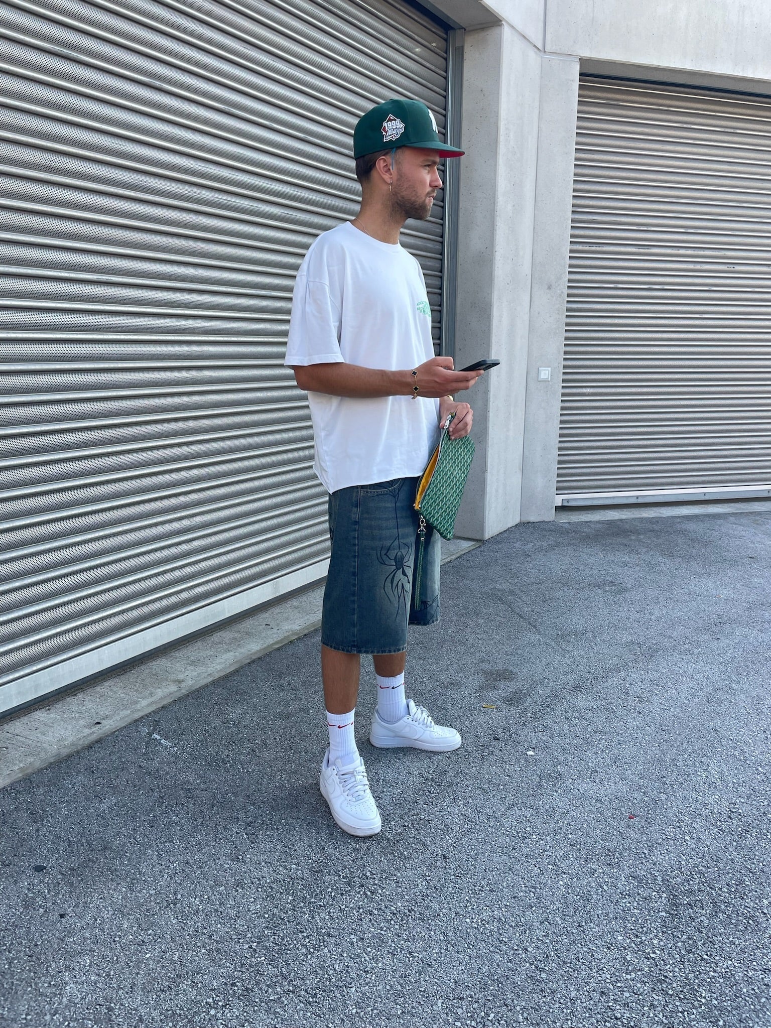 DENIM SHORTS WITH SPIDER AND WEB DESIGN - JEANS BAGGY FIT