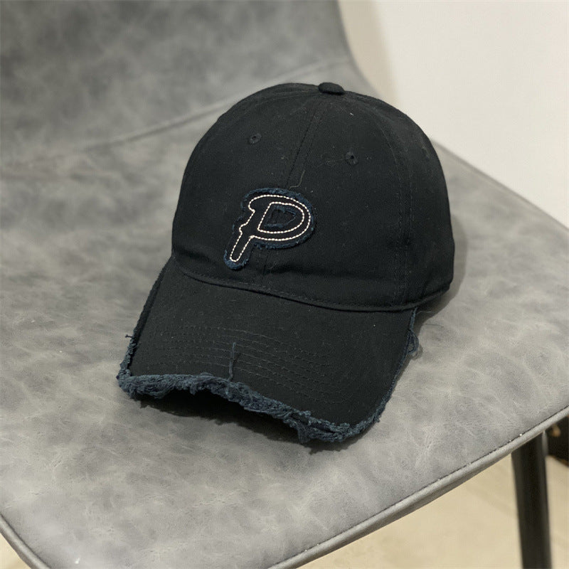 DISTRESSED BASEBALL CAP WITH LETTER P - STYLISCHE BASEBALL CAP