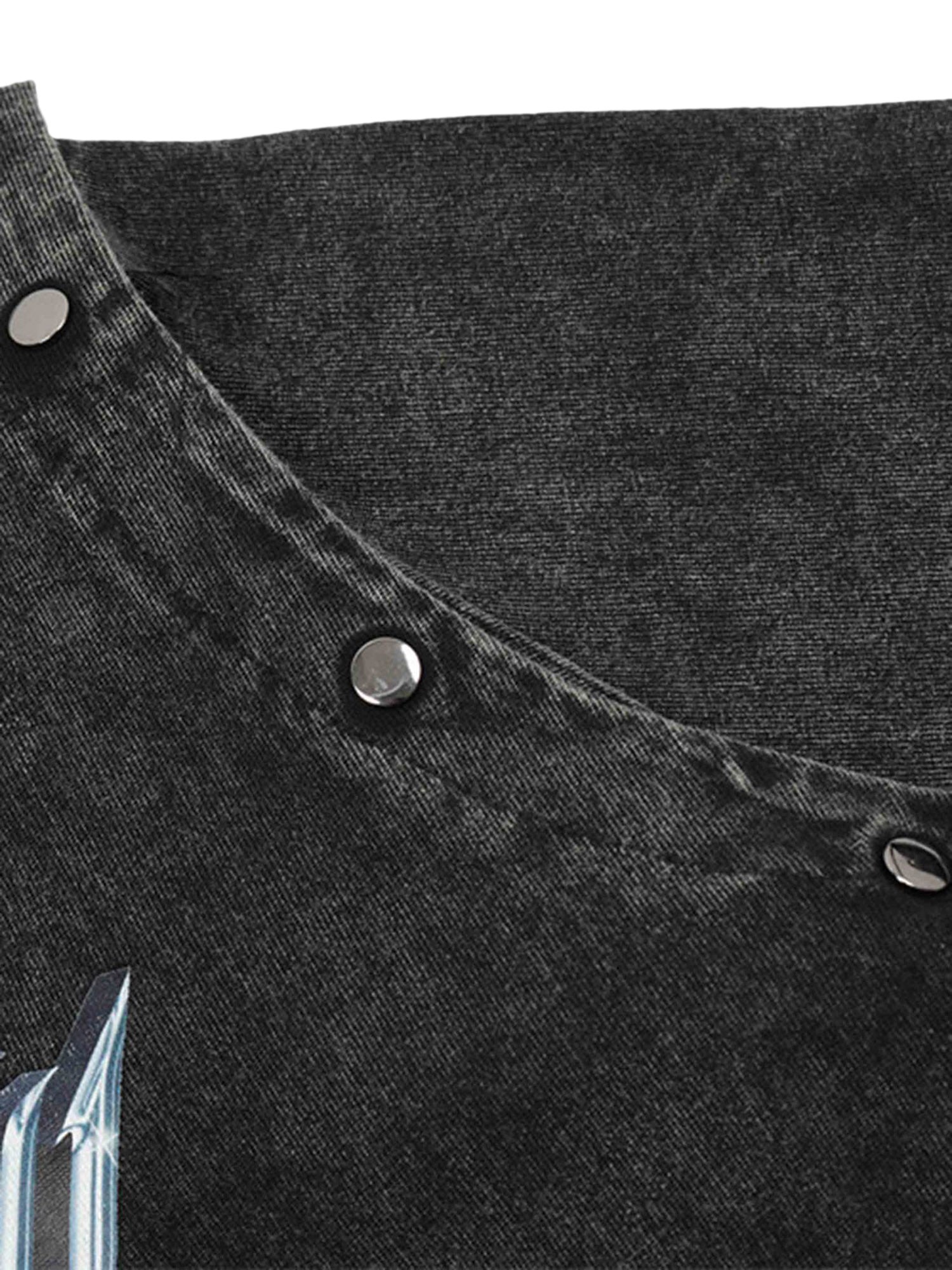 DISTRESSED BLACK T-SHIRT WITH METALLIC GRAPHIC - PUNK PERSONALITY DESIGN