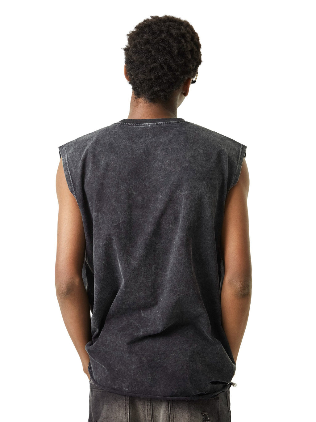 DISTRESSED BLACK TANK TOP WITH PURPLE GRAPHIC AND CHAIN - CARTOON PRINT SLEEVELESS