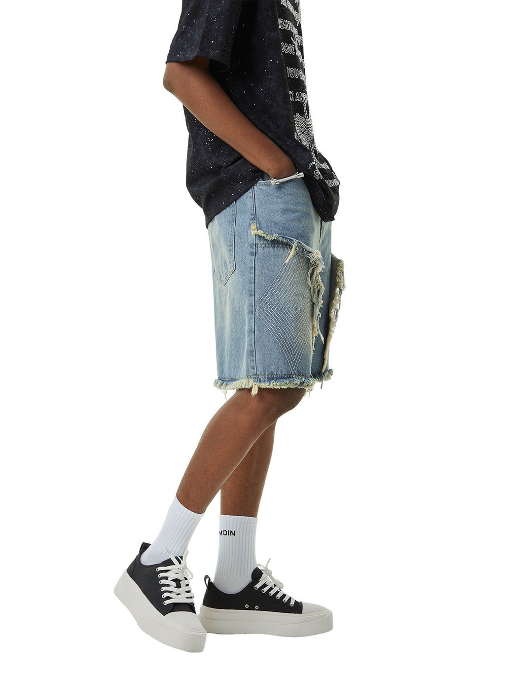 DISTRESSED DENIM SHORTS WITH EMBROIDERED DESIGN AND MID WAIST FIT