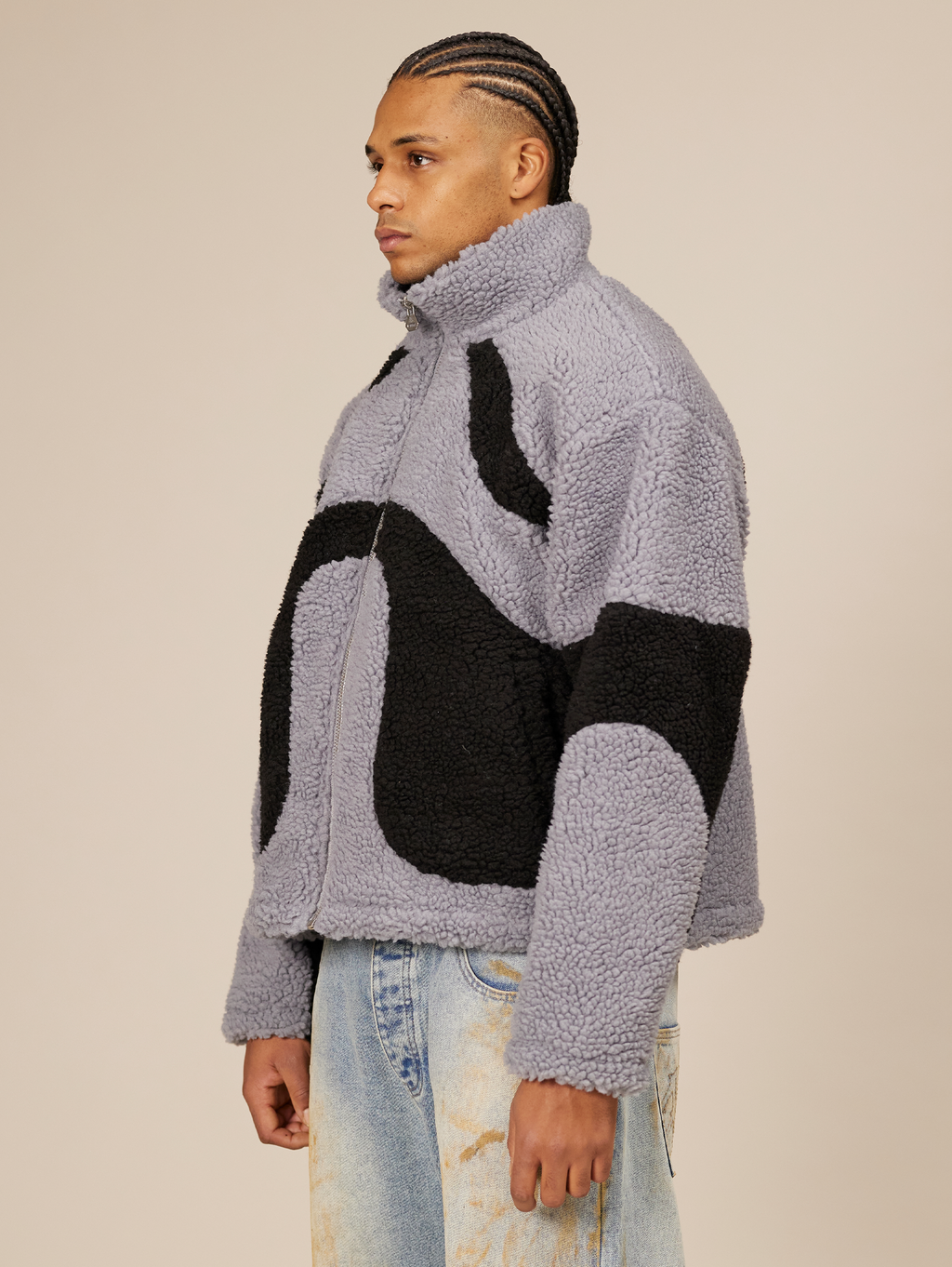 FLEECE JACKET GRAY AND BLACK OVERSIZED DROPPED SHOULDER DESIGN