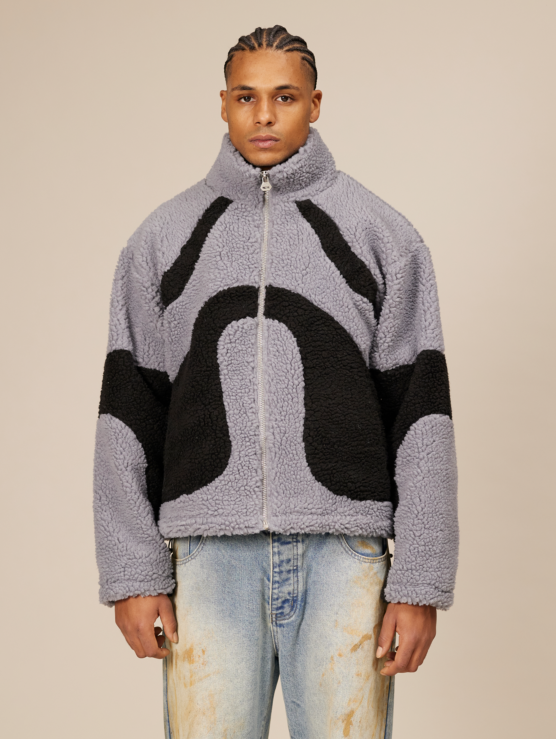 FLEECE JACKET GRAY AND BLACK OVERSIZED DROPPED SHOULDER DESIGN