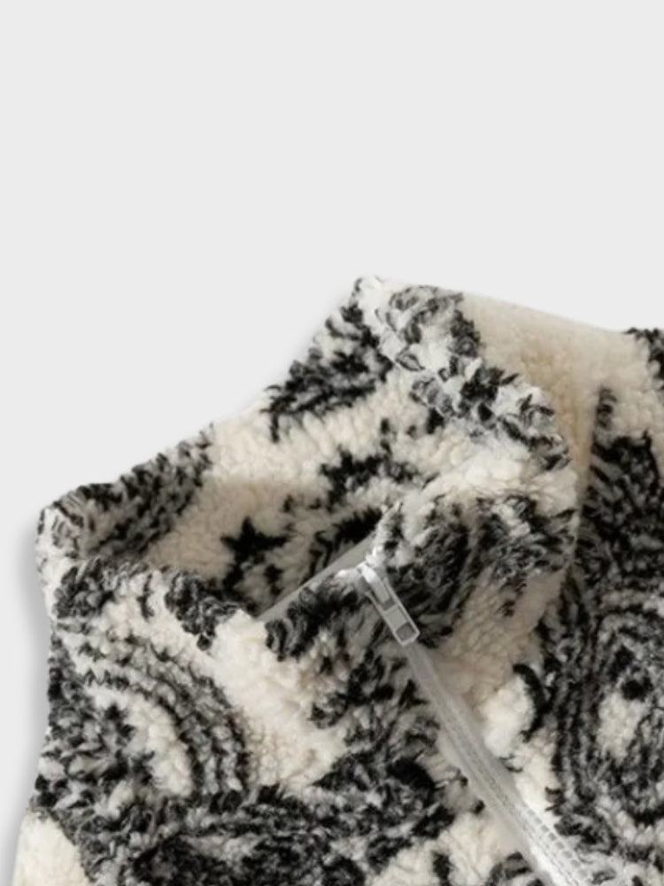 FLEECE JACKET WITH WHITE AND BLACK PAISLEY PATTERN