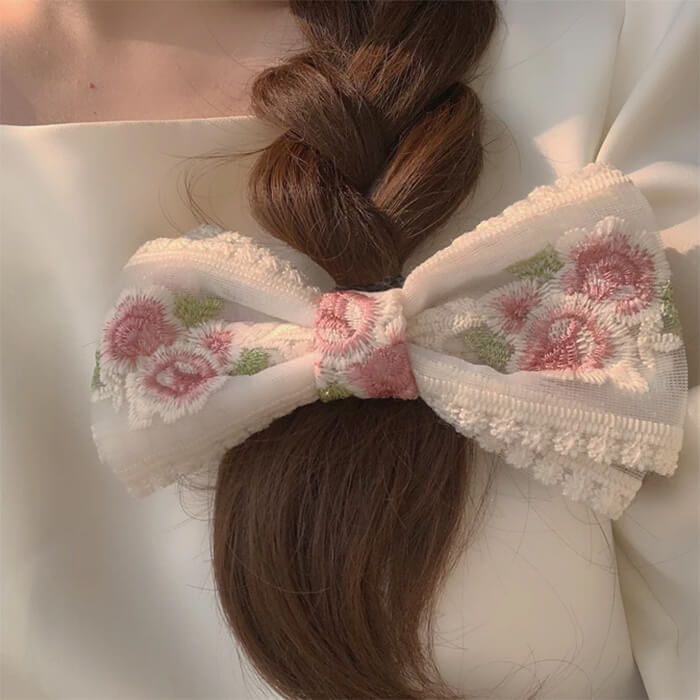 FLORAL EMBROIDERED LACE BOW ACCESSORY FOR DECORATIVE