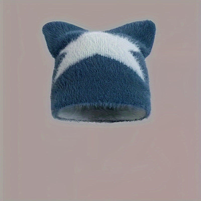 FUZZY CAT EARS BEANIE WITH GRAY AND WHITE DESIGN