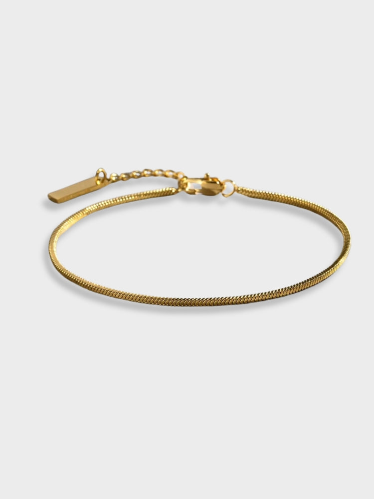 GOLD SNAKE ELEGANT BRACELET WITH SQUARE SNAKE DESIGN