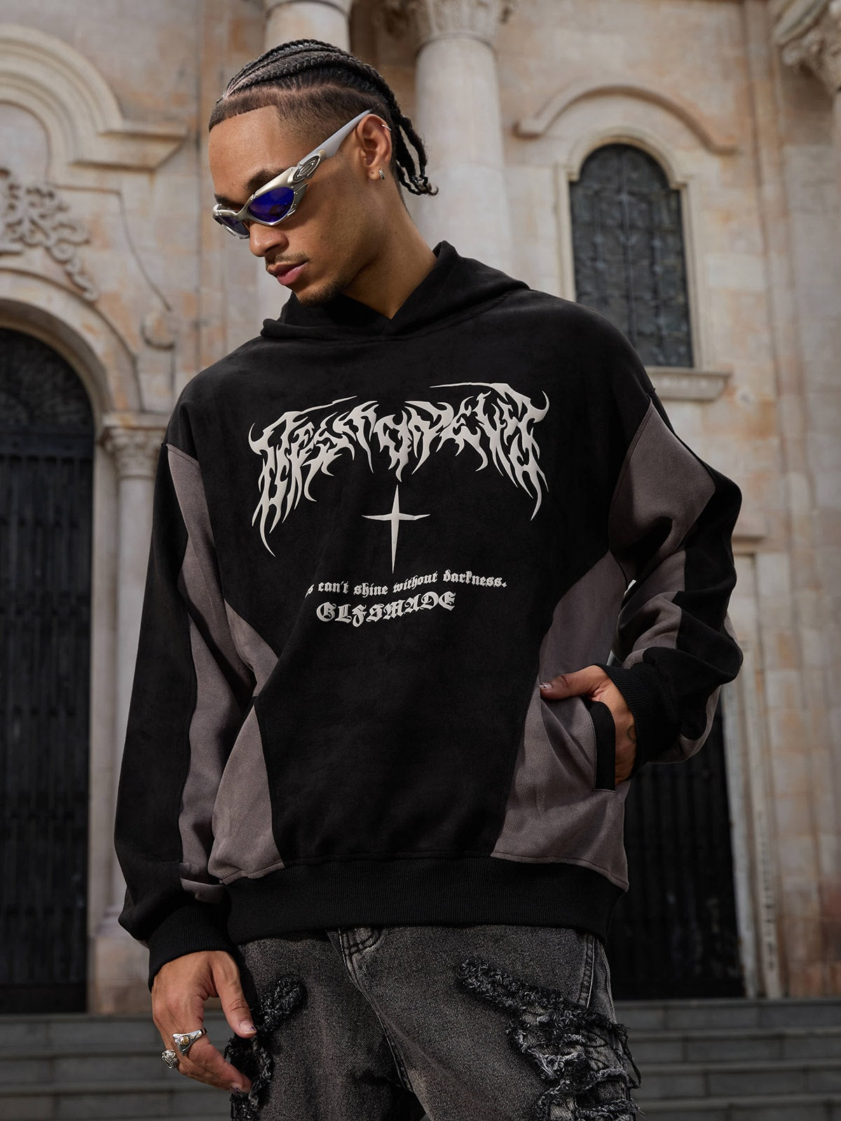 GRAPHIC HOODIE - BLACK AND GRAY HOODED LONG SLEEVE PULLOVER