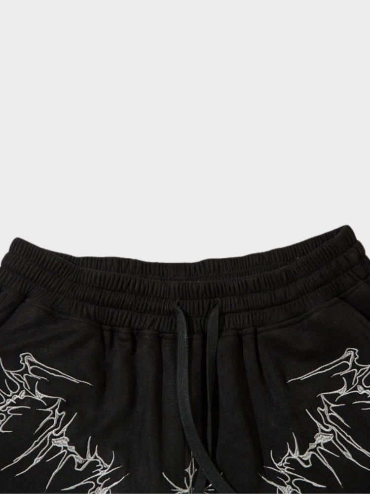 GRAPHIC-PRINT BLACK STREETWEAR SHORTS FOR TRENDY CASUAL WEAR