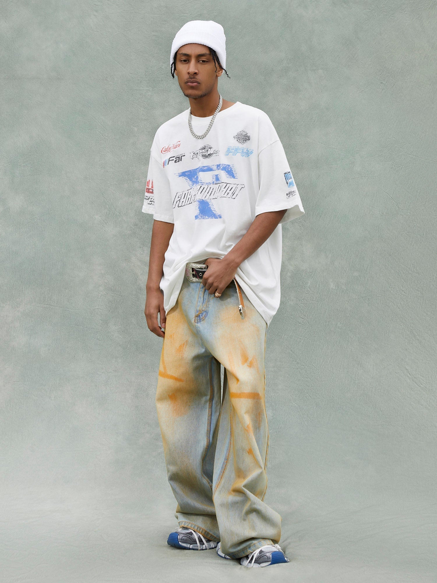 GRAPHIC TEE FOR MEN - LOOSE FIT SHORT SLEEVE DESIGN